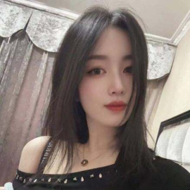 丰满高挑小少妇